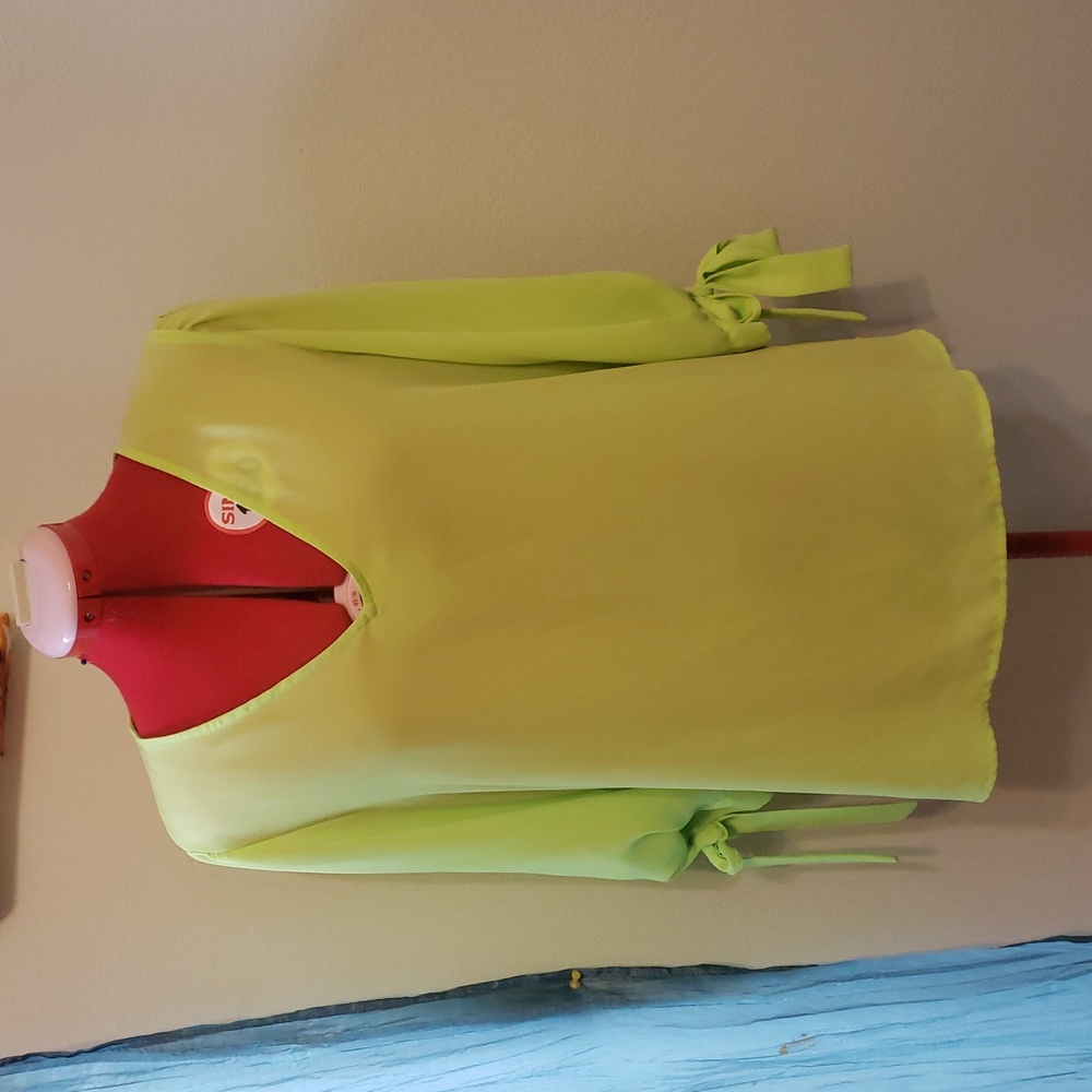 Neon top